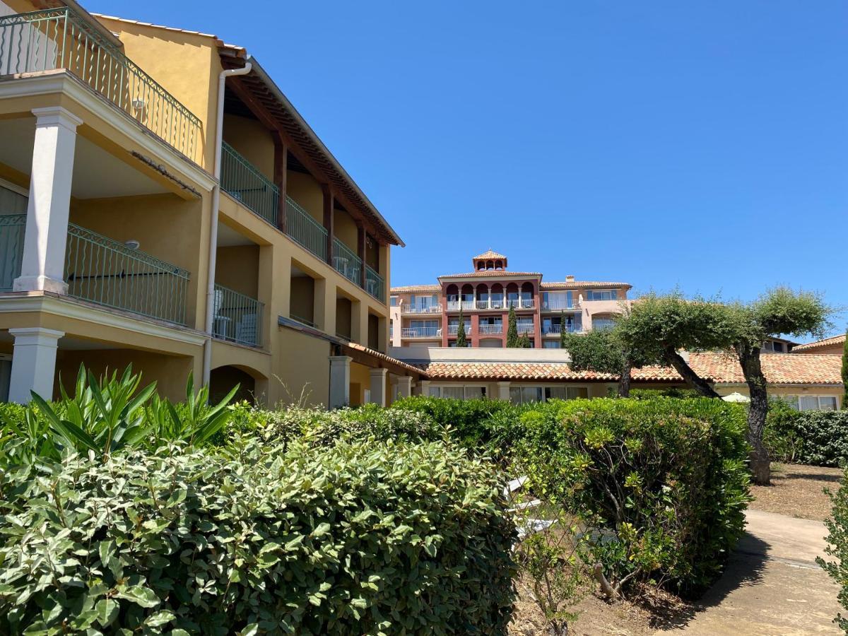 Appart. Vue Mer Avec Piscine - Golfe De St Tropez レ・ズィサンブル エクステリア 写真